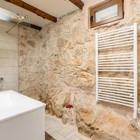 Stylishly Decorated With Private Terrace *